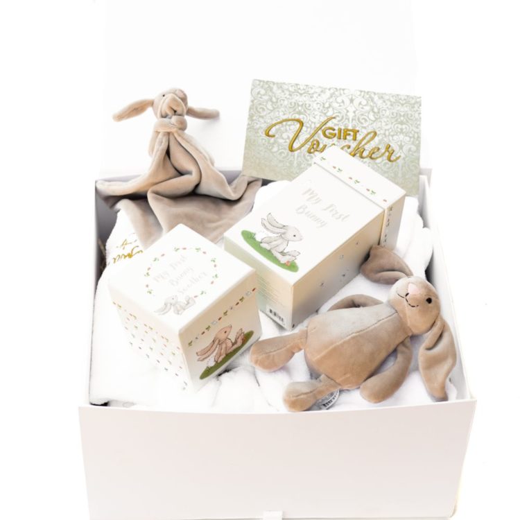 The 'Ultimate' Mum-To-Be Gift Box